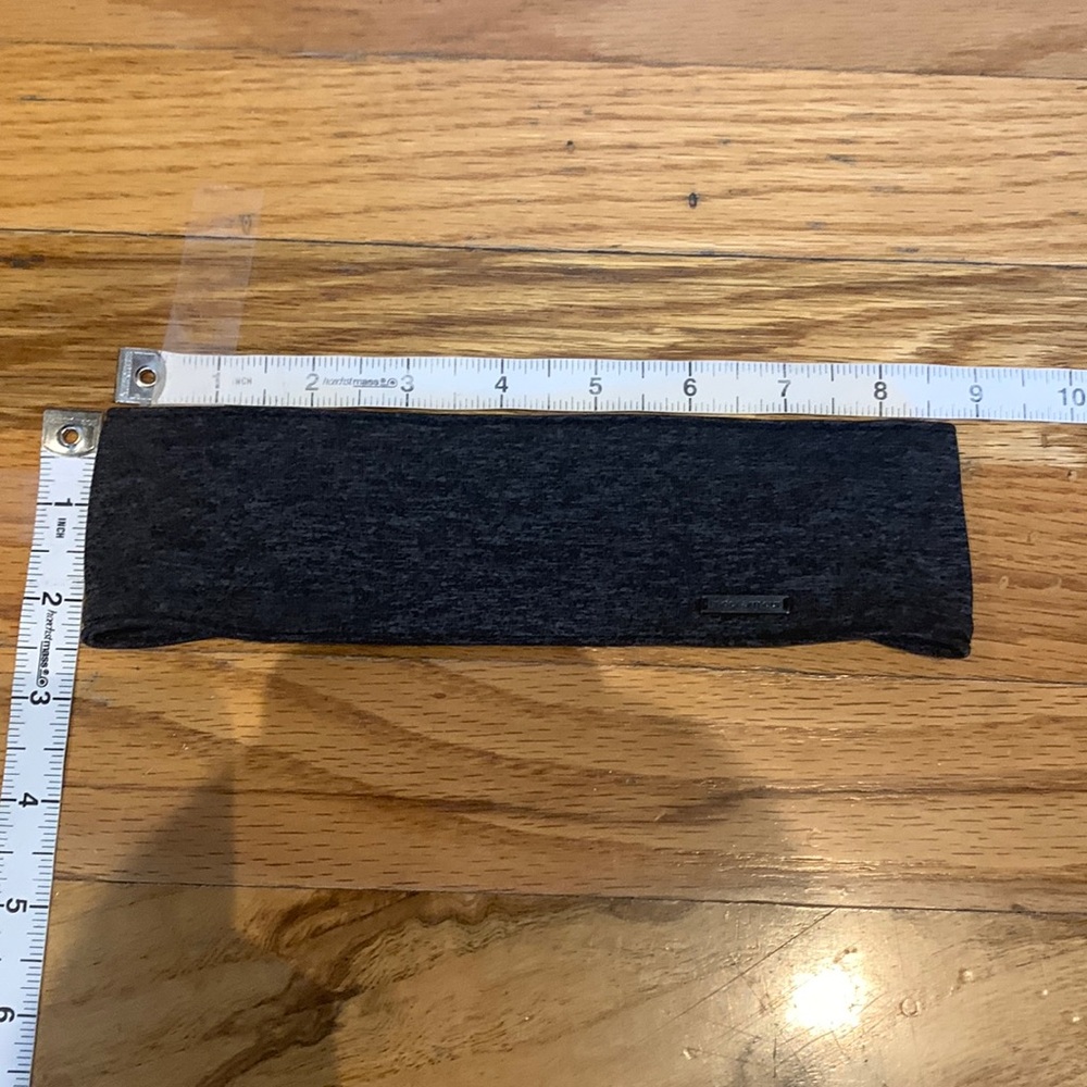 Under armour hair/sweat band